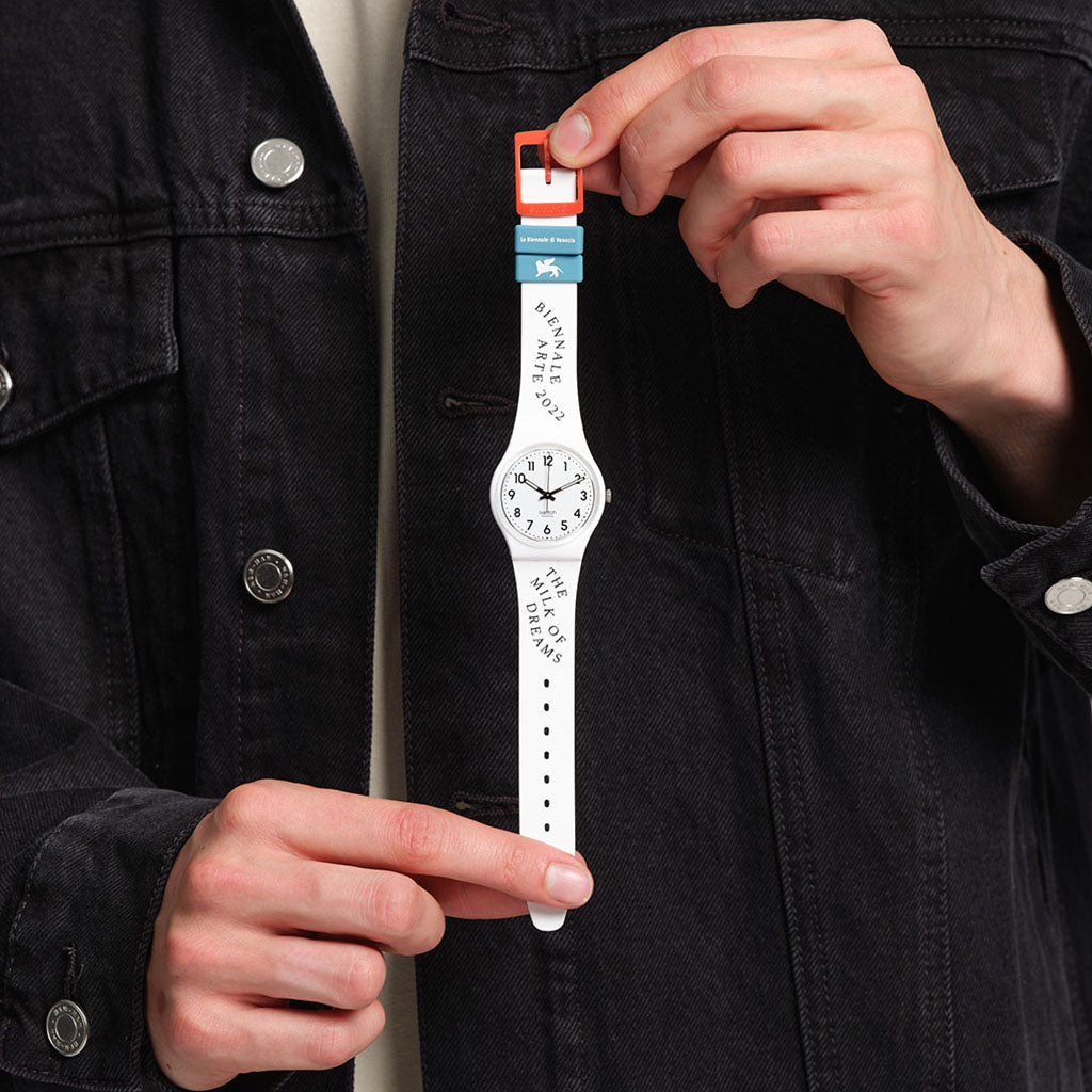 WHITE DREAM BY SWATCH - Biennale Art Special 2022