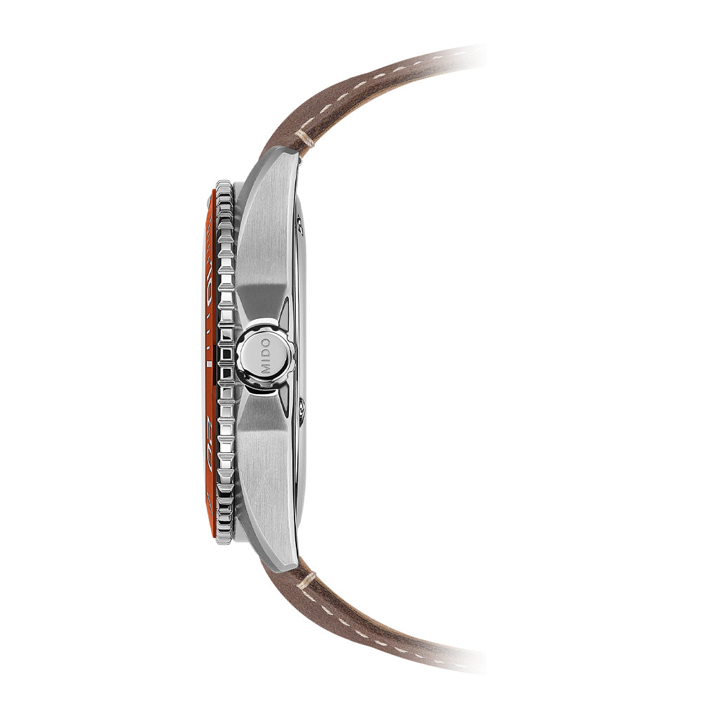 Ocean Star 200C 42,5 mm Black Leather Brown