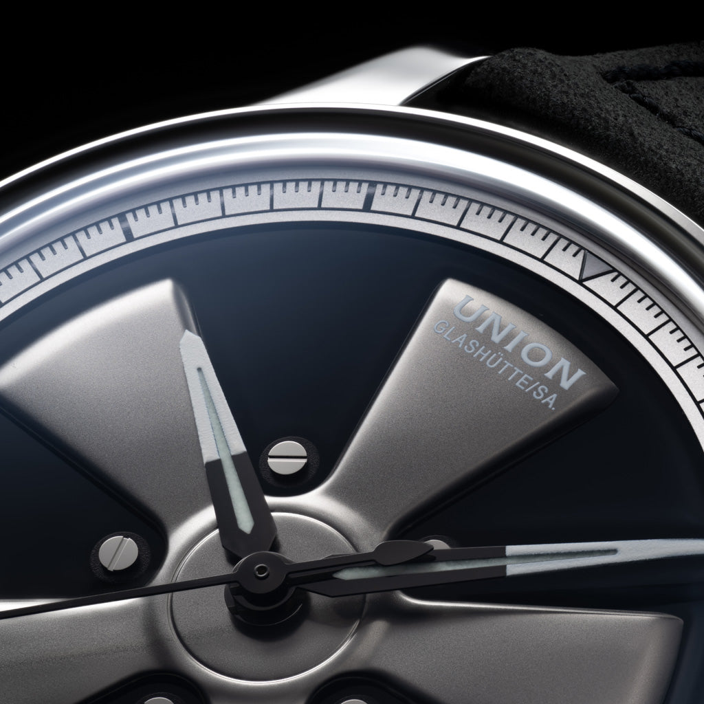 Noramis Datum Limitierte Edition Petro Surf mit Logo Print 2026