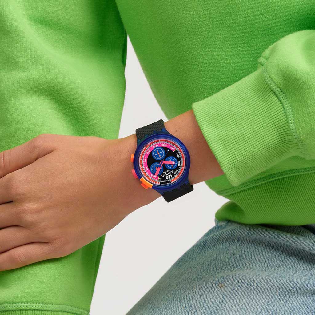 NEON PARTY TO THE MAX