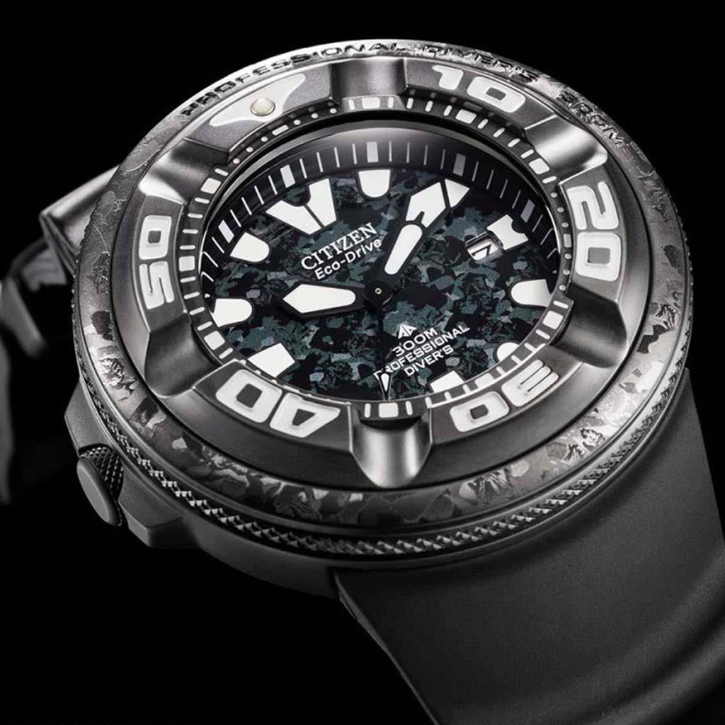 BJ8056-01E GODZILLA - Limited Edition