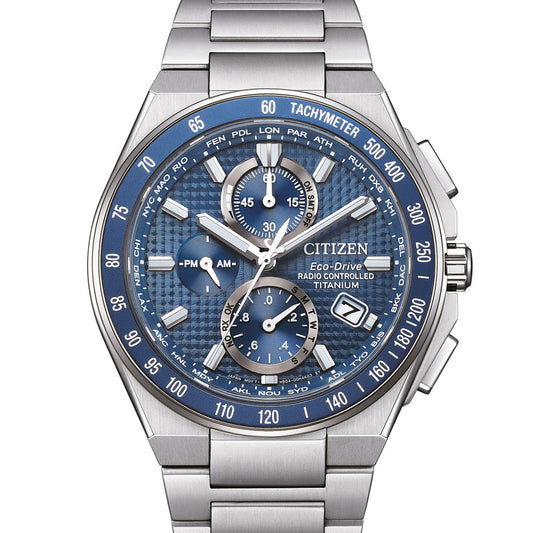 Citizen Promaster Sky Funkuhr AT8396-59L Chronograph mit silberfarbenem Edelstahlgehäuse und silberfarbenem Edelstahlarmband