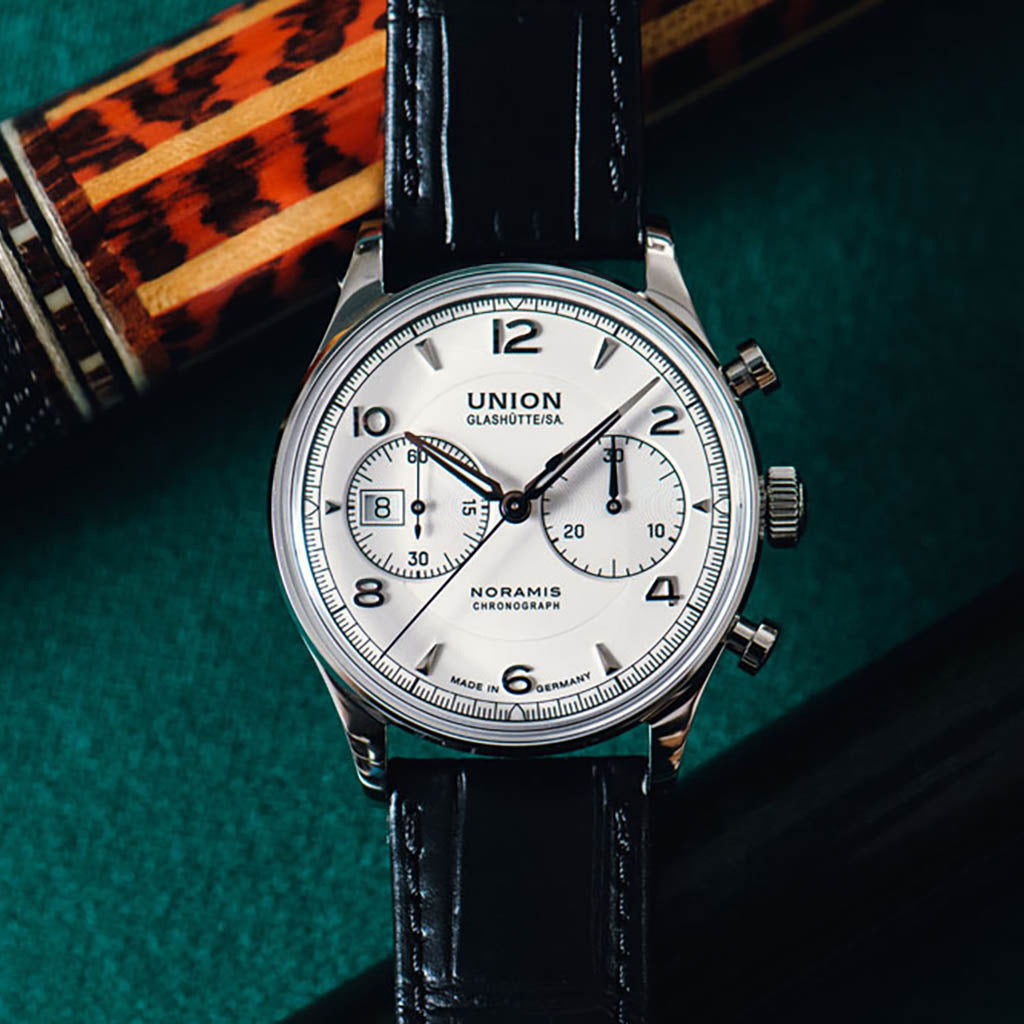 Noramis Chronograph White Leather Black