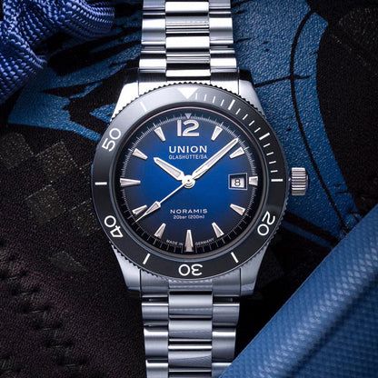 Noramis Datum Sport Blue - Stahlband