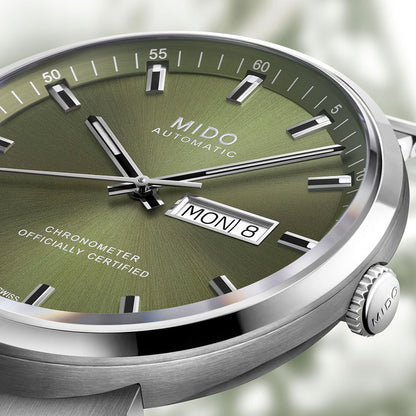 Commander II Icone COSC Chronometer 42 mm Green