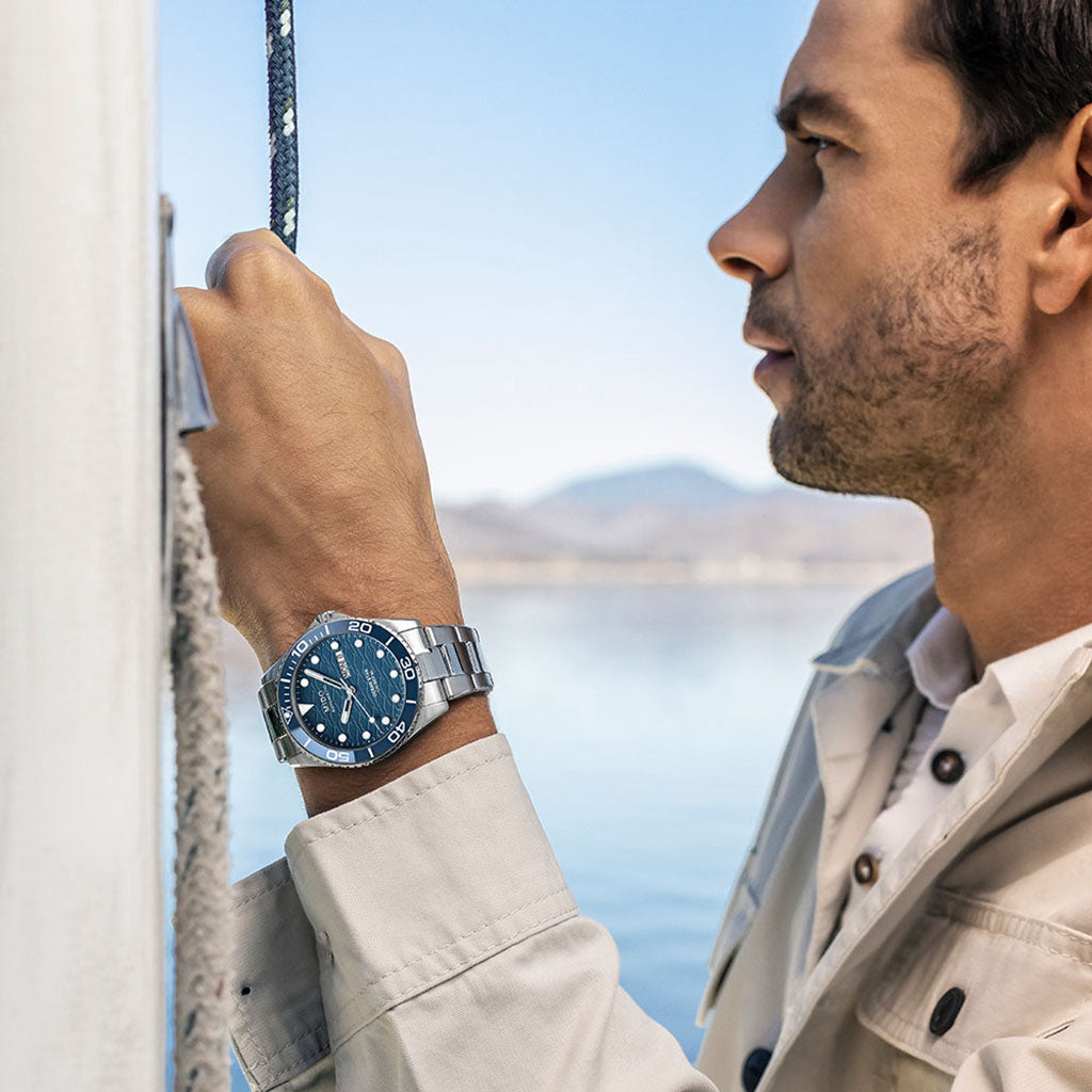 Ocean Star 200C 42,5 mm Blue Steel