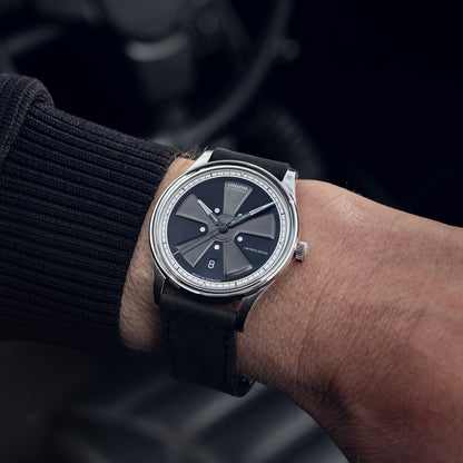 Noramis Datum Limitierte Edition Petro Surf mit Logo Print 2026