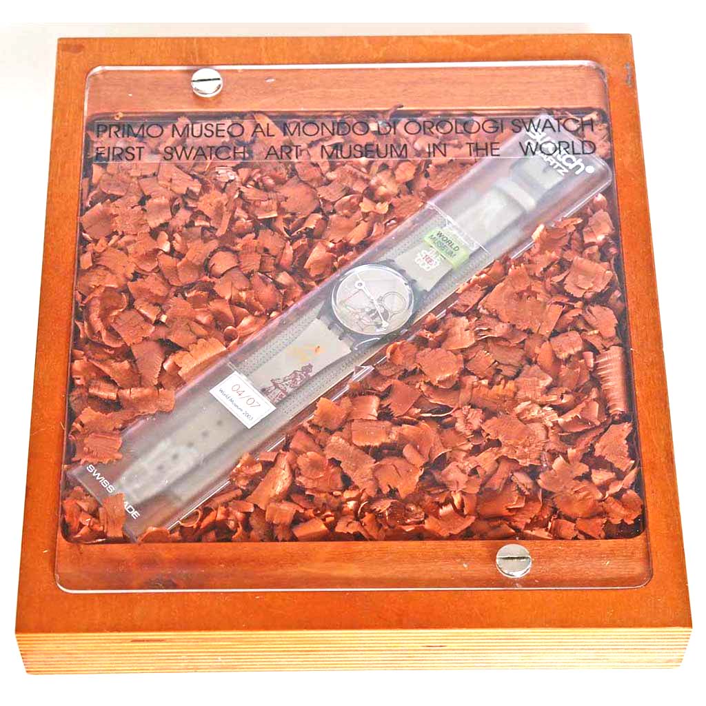 SWATCH WORLD MUSEUM BROWN BOX 2003 (NEFERTITI GM153)